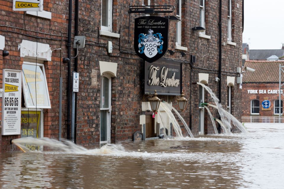 Flooded pub & Street
