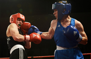 boxing army lands championship private decides fight title close punch allen joe james english gov