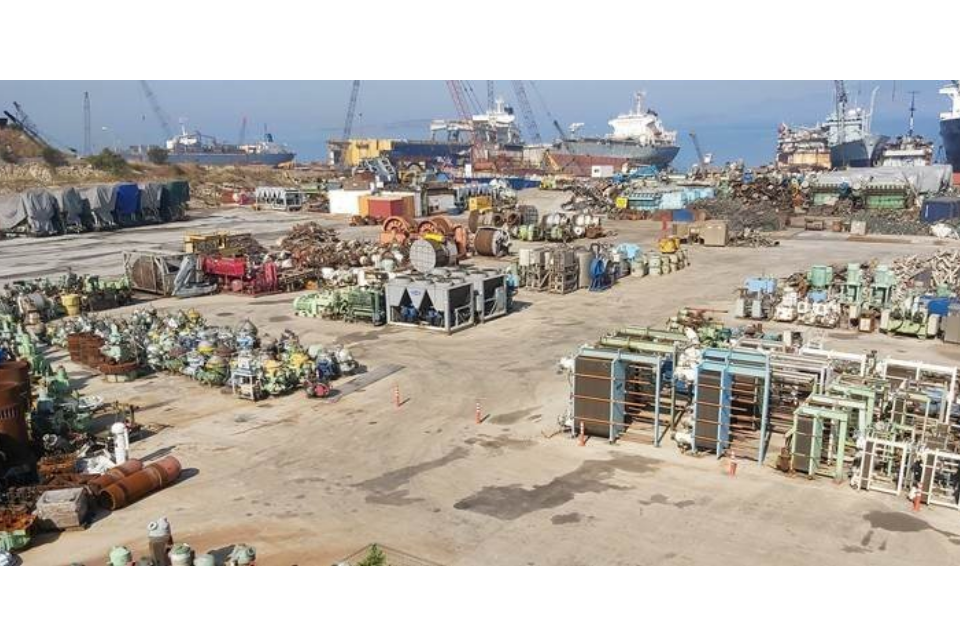 Bird eye view of the recycling yard.