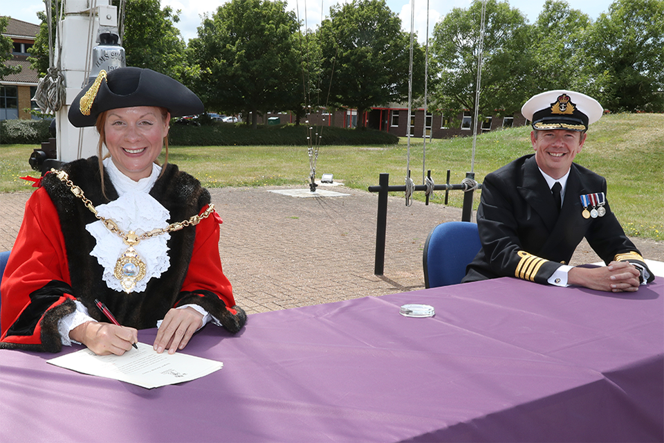 Gosport Borough Council Armed Forces Covenant signing. RFCA Copyright 2020.