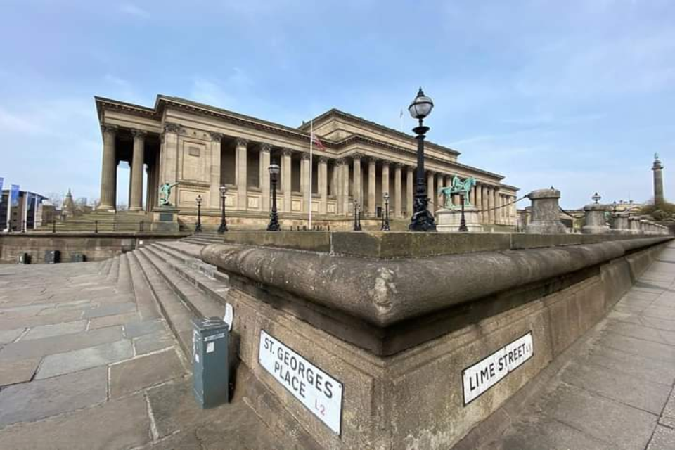 Photograph of St George's Hall in Liverpool