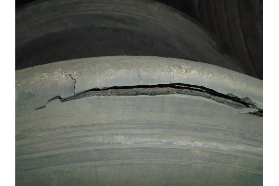 Tread separation