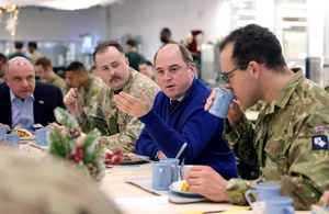 Defence Secretary Ben Wallace and Estonian defence minister Jüri Luik have lunch with troops in Tapa