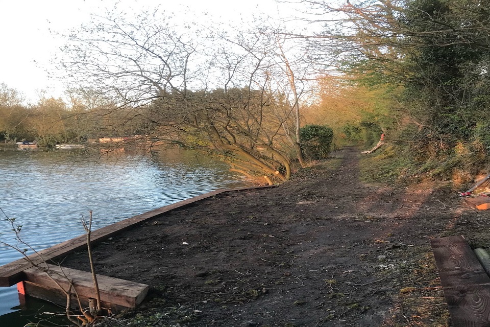 Another fishing bank the Environment Agency stablised