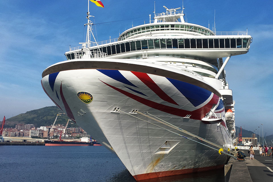 Uk vacation update: governing administration waives quarantine for arrivals entirely vaccinated from Europe and Usa when also confirming intercontinental cruise restart