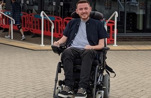 Lifestyle and disability blogger, Ross Lannon