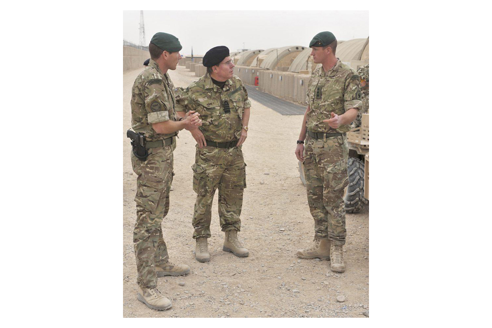 Lieutenant Colonel Matt Jackson chats with Admiral Sir Mark Stanhope