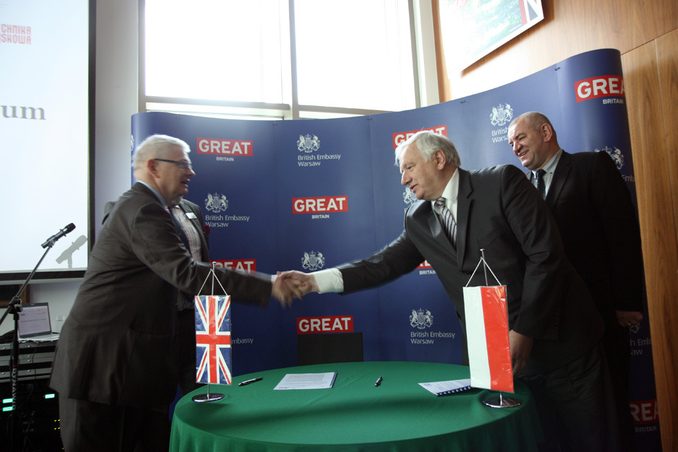 Ambasada Wielkiej Brytanii w Polsce jest gospodarzem Brytyjsko-Polskiego Forum Obronnego z Brytyjsko-Polską Izbą Handlową.