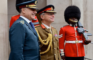 General David Richards - CDS- with Lebanese Army officers