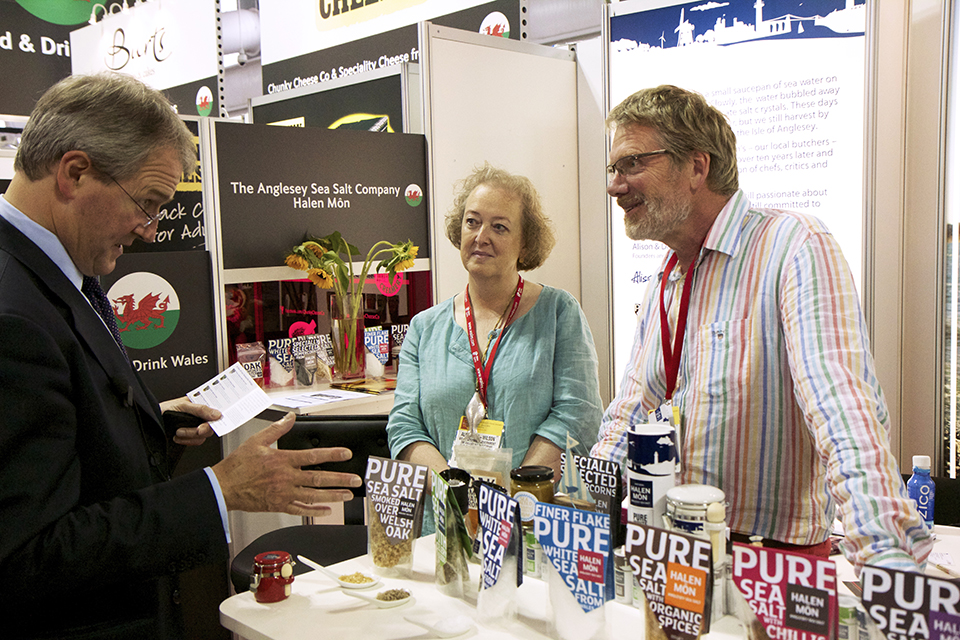 Owen Paterson meets with the Anglesey Sea Salt Company from Wales.