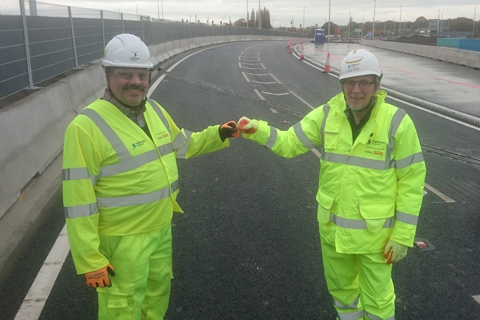 National Highways project manager Khalid El-Rayes and AmeySRM senior project manager Pat Cumming