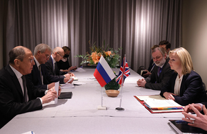 Встреча министра иностранных дел Лиз Трасс с министром иностранных дел России Сергеем Лавровым
