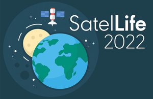 Логотип SatelLife 2022 с мультяшной Землей и спутником