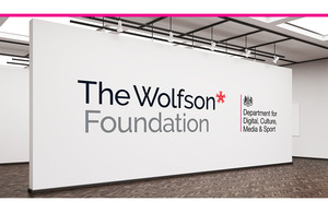 Изображение с логотипами DCMS и Wolfson Foundation.
