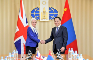 Minister Amanda Milling with Mongolian Minister for Education and Science, Enkh-Amgalan Luvsantseren