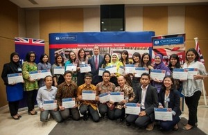 British Ambassador Mark Canning with Indonesian Chevening Scholars 2013/14