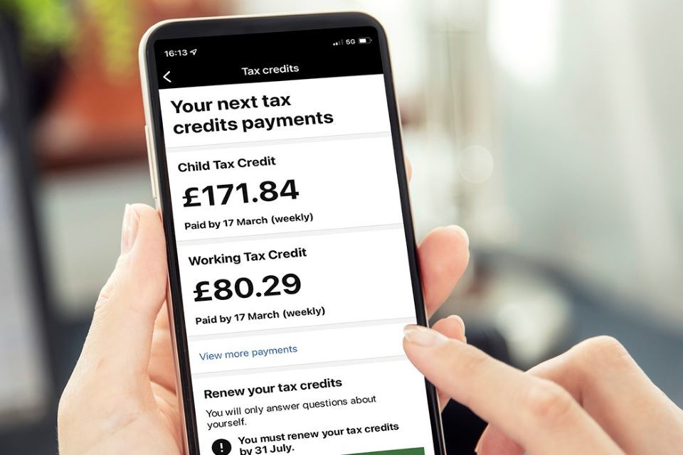 More Than 33 600 Tax Credits Customers Use HMRC App To Renew Media Pigeon
