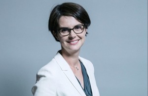 Official portrait of Chloe Smith MP