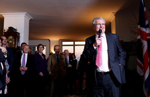 Sir Howard Stringer addresses the guests.