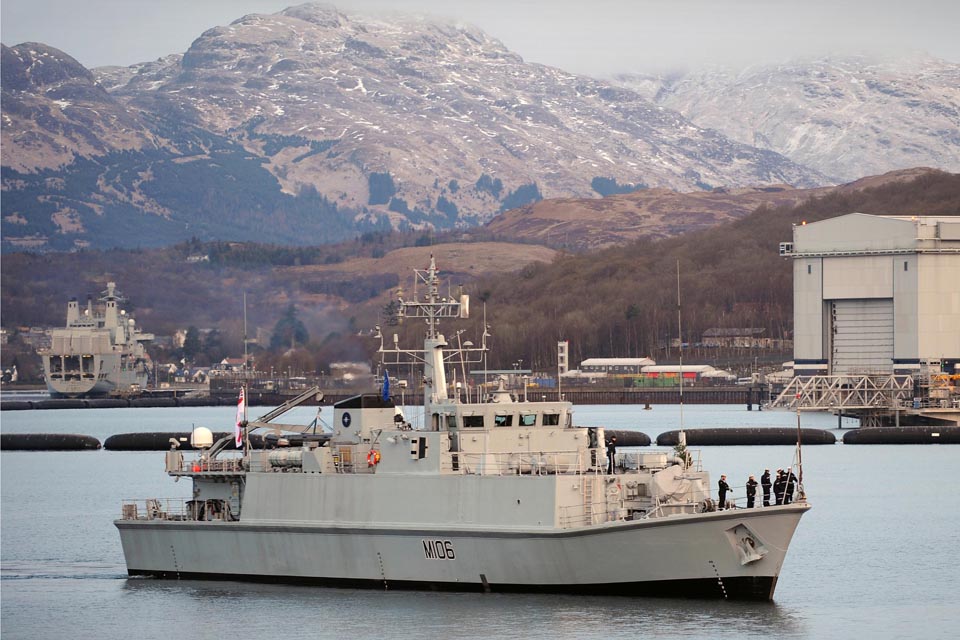 HMS Penzance (library image)