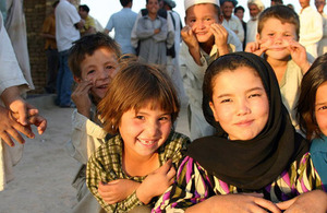 Afghanistan, Carpet weaver's children, photo taken by Mary Maguire