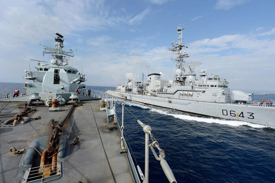 HMS Northumberland alongside French frigate Jean de Vienne 