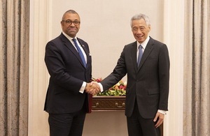 Foreign Secretary James Cleverly meets Prime Minister of Singapore Lee Hsien Loong.