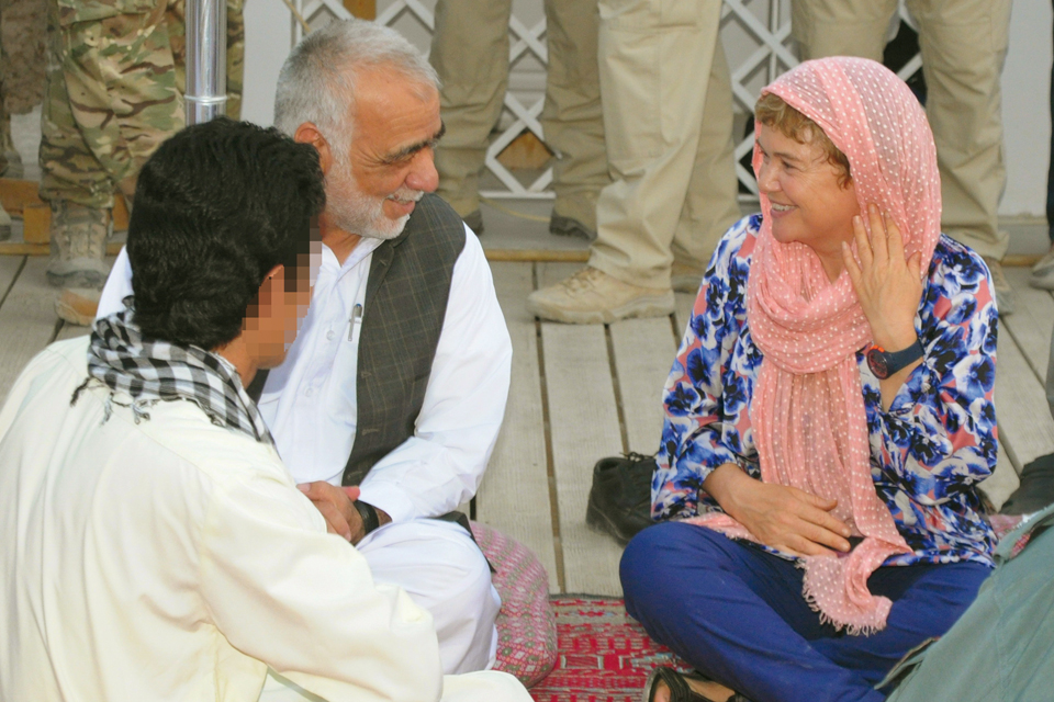Catriona Laing chats with Helmand's provincial governor, Naeem Baluch
