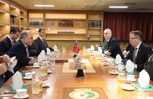 Министр обороны Великобритании Бен Уоллес встретился с министром обороны Норвегии Бьорном Арильдом Грамом.