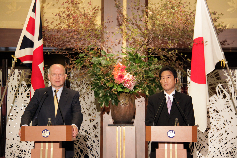 British Foreign Secretary William Hague and Japanese Foreign Minister Fumio Kishida speak at a press conference held at the Ministry of Foreign Affairs.