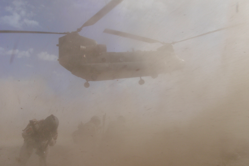 Soldiers are inserted by a Chinook helicopter