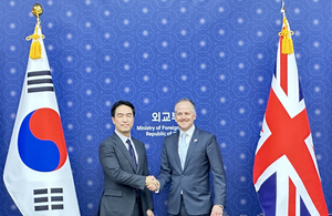 Cho Hyun-woo, Ambassador for International Security Affairs in the ROK Ministry of Foreign Affairs (MOFA) and Will Middleton, Cyber Director in the UK Foreign, Commonwealth and Development Office (FCDO)