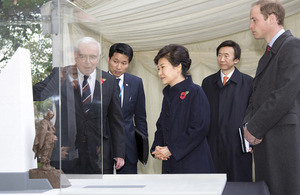 President Park Geun-hye and His Royal Highness The Duke of Cambridge view a model of the new Korean War memorial [Picture: Petty Officer (Photographer) Derek Wade, Crown copyright]