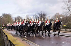 Парад конных телохранителей короля в Гайд-парке
