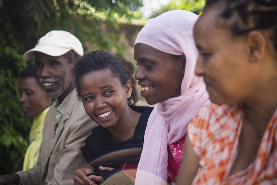 Every fortnight Momina attends a support group meeting where she and other members of her community meet to share their experiences. Picture: Benjamin Chesterton/duckrabbit/International HIV/AIDS 