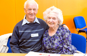 Les & Vera at Tower Hamlets dementia cafe