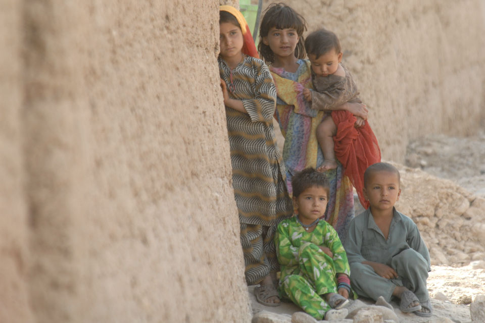 Group of young Afghan children.