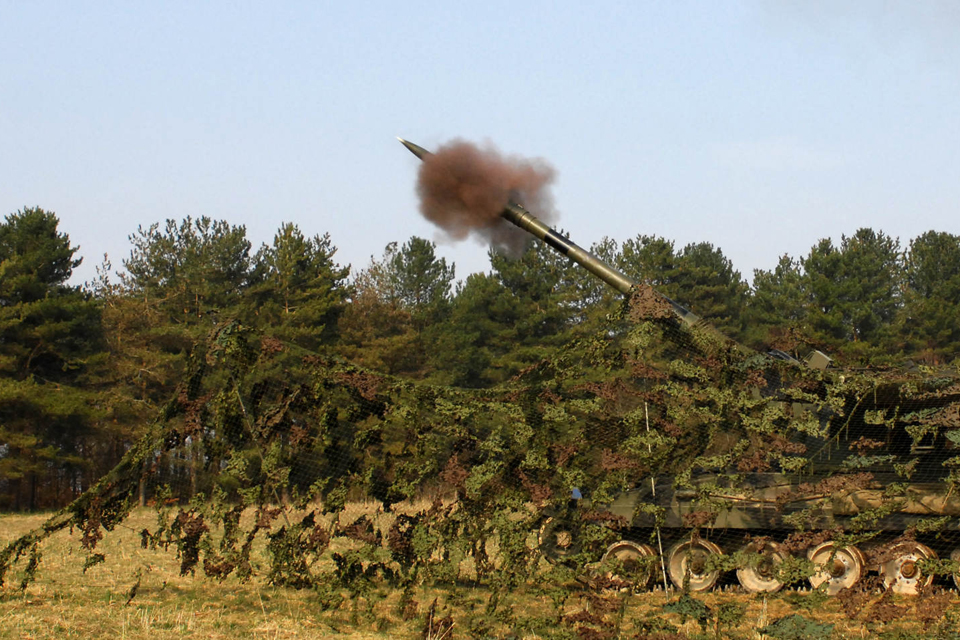 An AS90 self-propelled gun