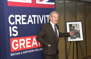 Sir Ian discussed his early days as an actor, when the portrait was taken.