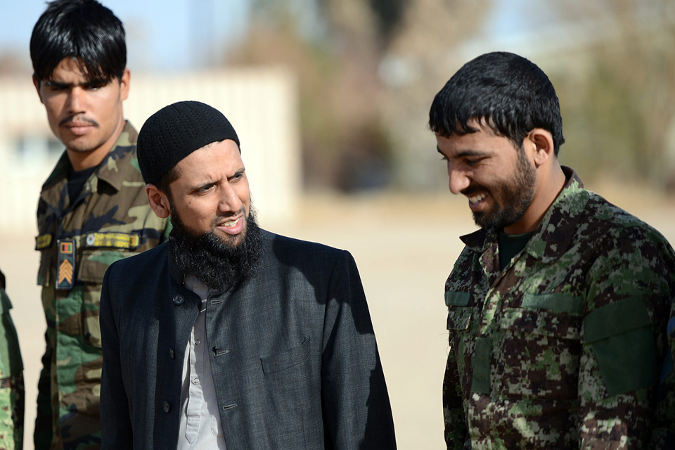Imam Asim Hafiz meeting Afghan troops