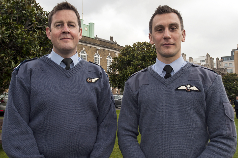 Master Aircrew Bob Sunderland and Flight Lieutenant Charlie Lockyear 