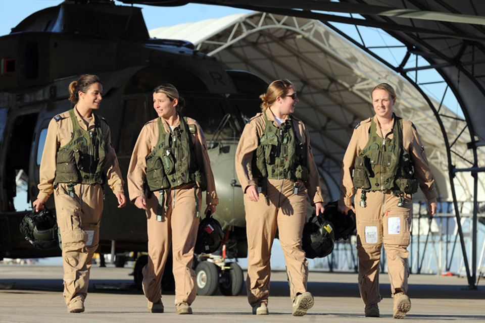 Female RAF pilots 