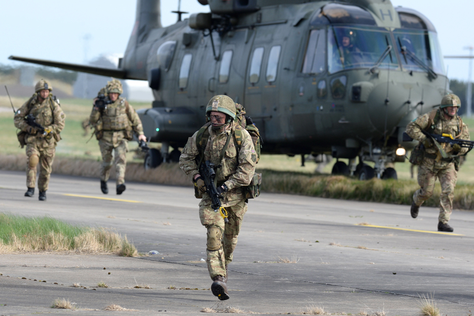 Paratroopers from 16 Air Assault Brigade 