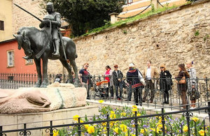 Ambassador Slinn joined a special walking tour of St George's monuments in Zagreb for St George's Day.