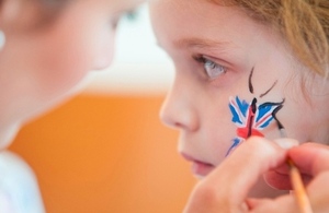 Diamond Jubilee Celebrations in Dorset. Street party. A tea party with a patriotic theme.