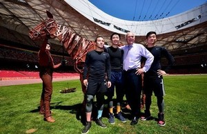The Minister attended a skills exchange session featuring War Horse at Beijing’s iconic Bird’s Nest Stadium.