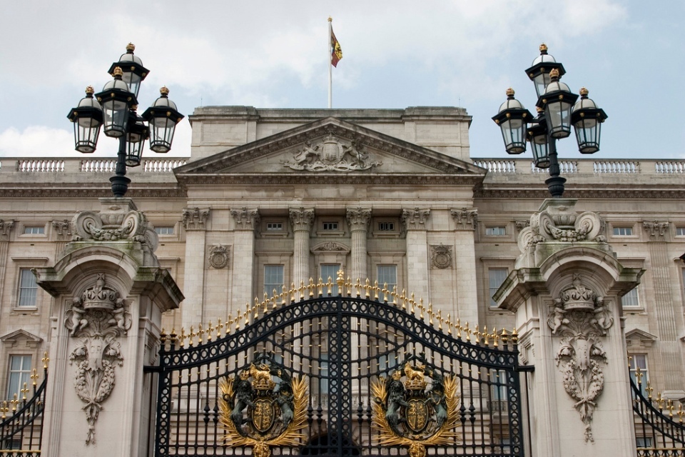 Queen's Birthday Honours 2014 list unveiled: Welsh ...