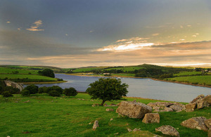 Siblyback Lake by Sue Rowlands