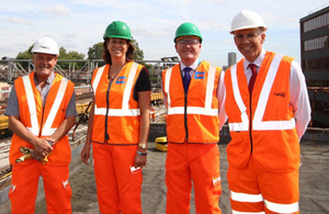 New platforms completed on Thameslink Programme - GOV.UK
