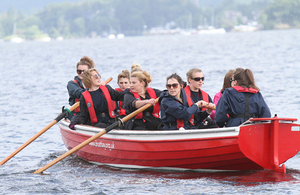 South Worcestershire College (one of the 2014 finalist teams), competing in the final part of the Brathay Apprentice Challenge – the whaler boat race.